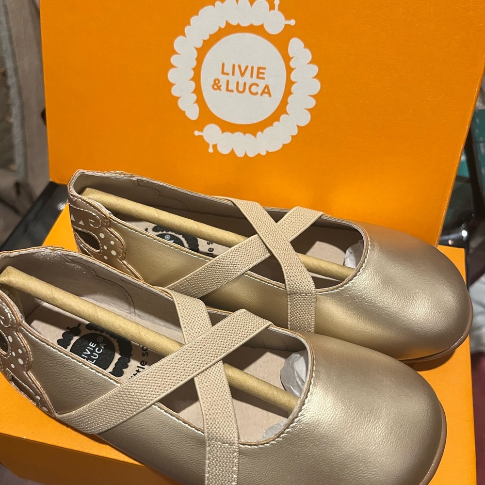 Livie&Luca Size 11 Mariposa Champagne New